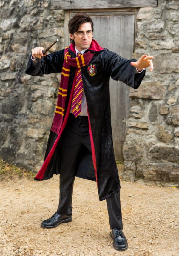 Harry Potter Adult Gryffindor Robe Halloween Costume